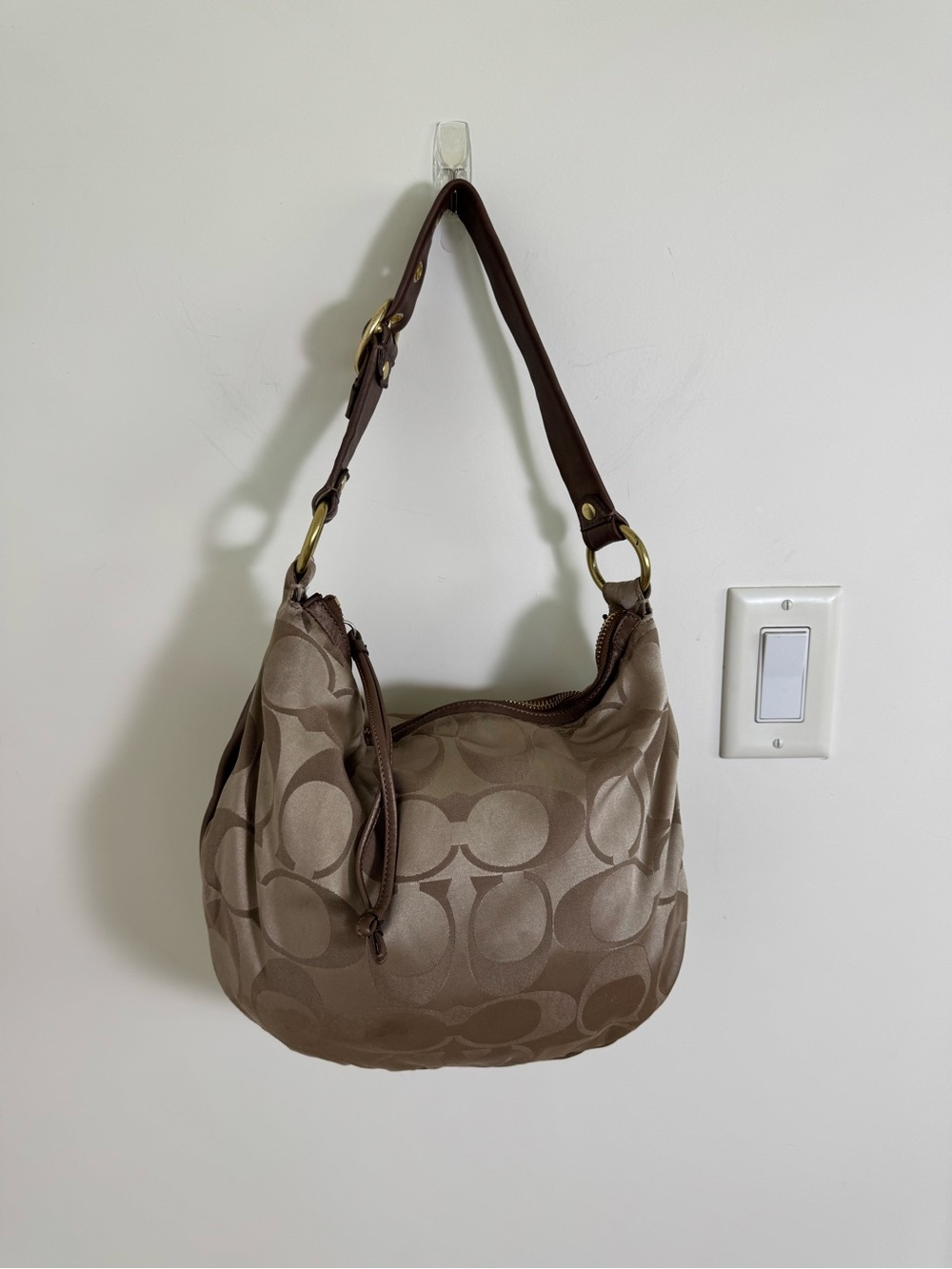 Coach Soho Signature Hobo Bag Y2K Vintage Brown Shoulder Bag